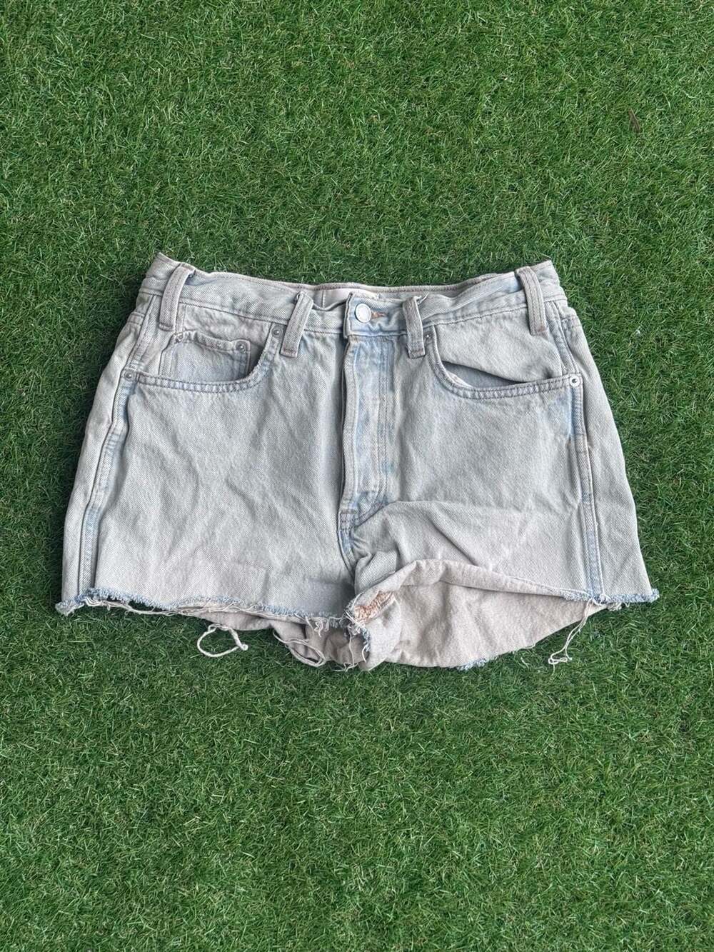 Universal Thread Women's High Rise Mini Denim Shorts